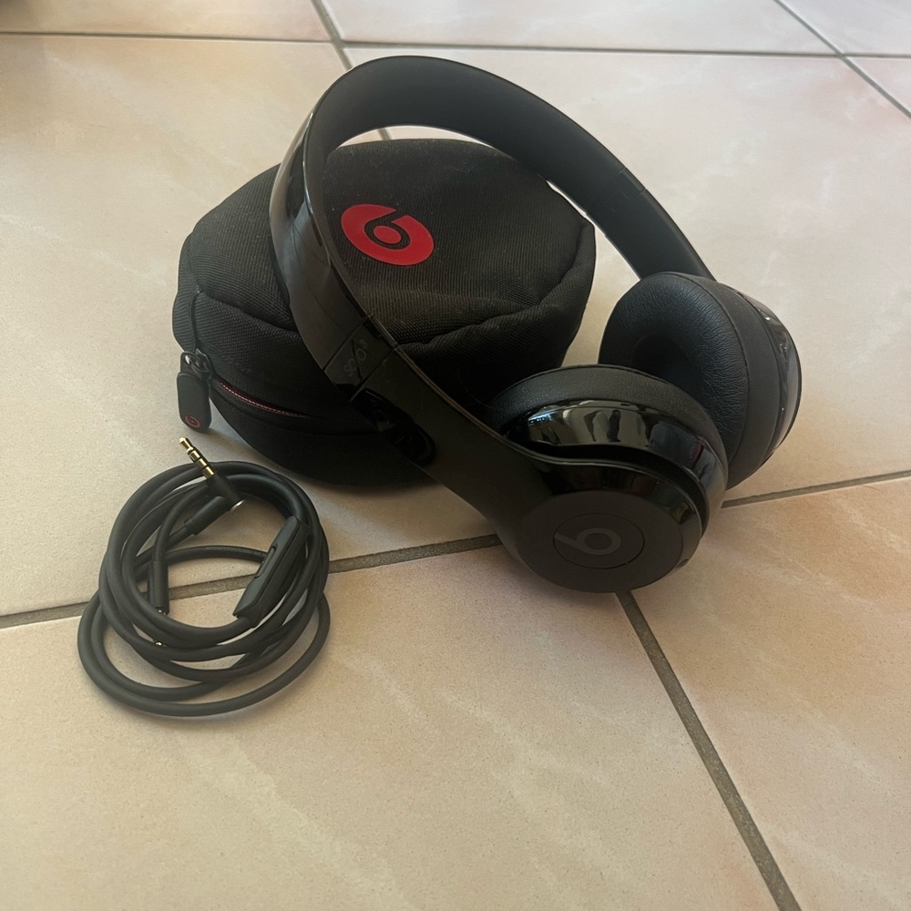 Beats Solo3 Wireless Headphones